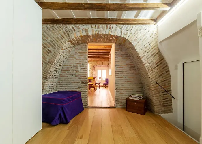 Guesthost - Largo Di Torre Argentina Cozy *