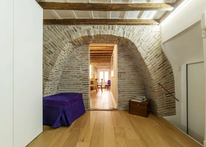 Guesthost - Largo Di Torre Argentina Cozy * Рим